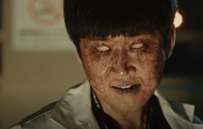 “좋아했다고요”···악령에 씌어 정유미에게 ‘미친 집착’ 보인 ‘프리스트’ 부마자