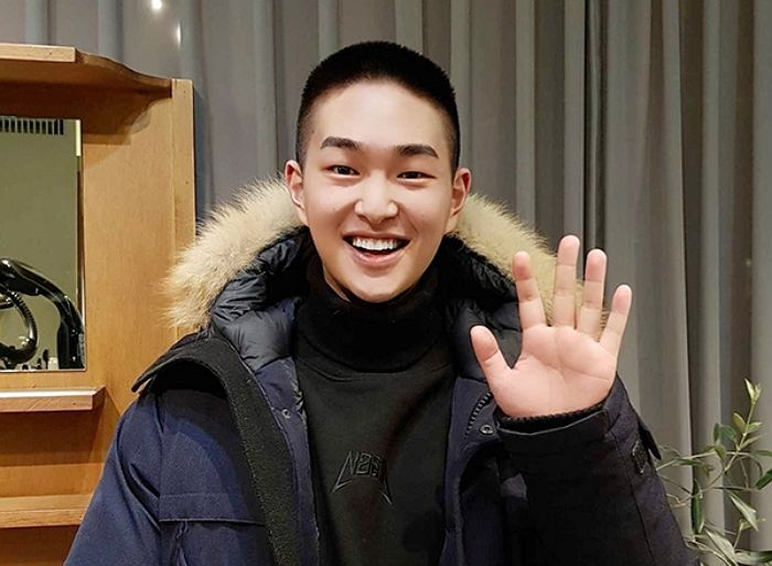 오늘(10일) 입대 앞두고 자필 편지와 함께 ‘빡빡머리’ 공개한 샤이니 온유