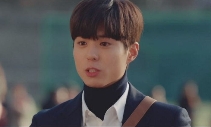 어제자 ‘남자친구’에서 ‘교복+비니’ 입고 혼자 ‘캠퍼스물’ 찍은 박보검