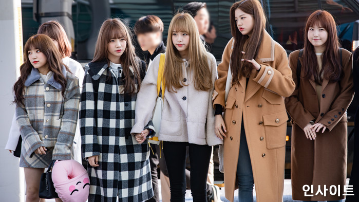 아이즈원이 13일 오전 '2018 MAMA (마마) Mnet Asian Music Awards FANS’ CHOICE in HONGKONG'에 참석 차 인천국제공항 제2여객터미널을 통해 출국 하고 있다. / 사진=고대현 기자 daehyun@