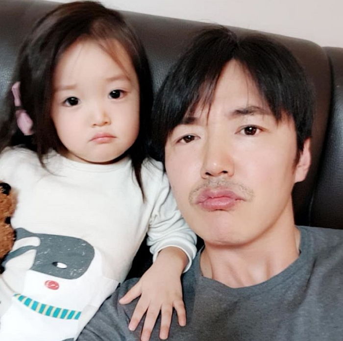 인형 미모로 랜선 이모들 심장 폭격한 윤상현♥메이비 딸