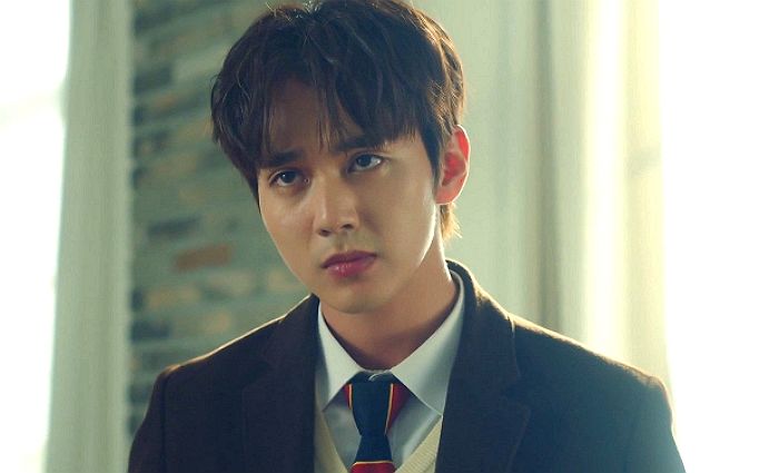 코피 흘리는 학생 구해주며 ‘학폭’ 가해자에 일침 날린 ‘복수’ 유승호