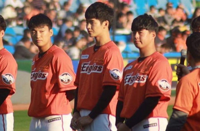 한 겨울 해운대 바다에 빠진 여성 구해낸 ‘2000년생’ 한화 신인 투수