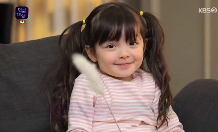 KBS 연예대상 ‘양갈래 머리’하고 등장해 ‘랜선이모’들 심쿵하게 한 나은이