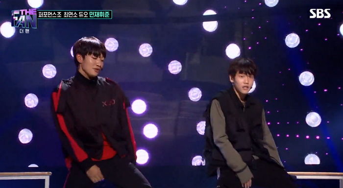 ‘중학생’ 답지 않은 미친 퍼포먼스로 최고점 받은 ‘더 팬’ 민재휘준 무대