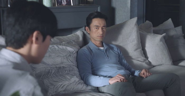 “뒤지고 싶어?” 아들이 비싼 기출 문제집 친구들과 공유하자 분노 폭발한 ‘야망甲’ 아빠