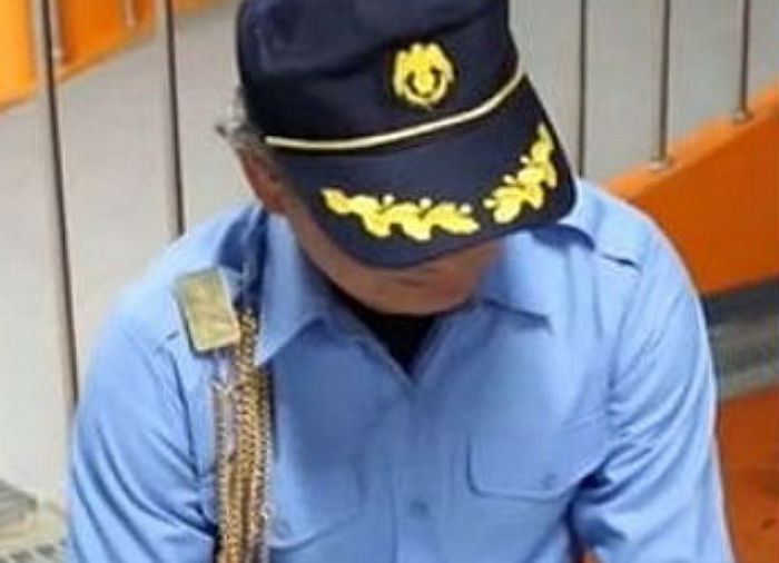 아파트 주민에게 ‘분풀이 폭행’ 당하고도 일자리 잃을까 봐 입 꾹 다문 경비원