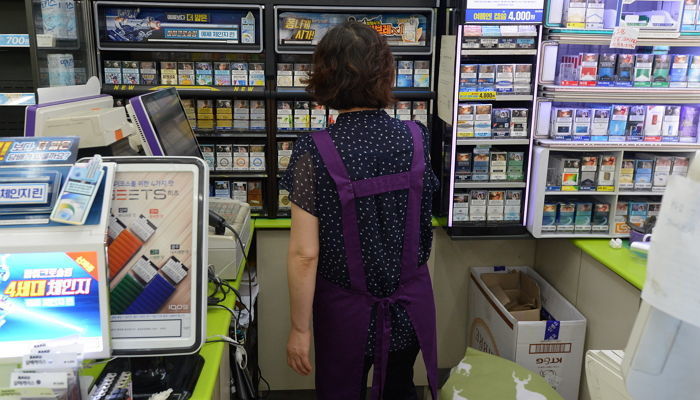 1년 4억 매출 편의점 업주가 진짜로 ‘손’에 쥐어가는 수입