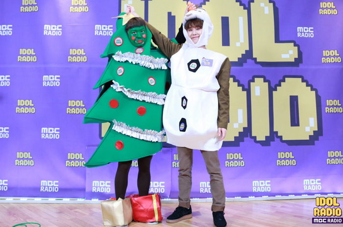 크리스마스 맞아 ‘인간 트리’로 변신한 ‘비글미甲’ 이창섭