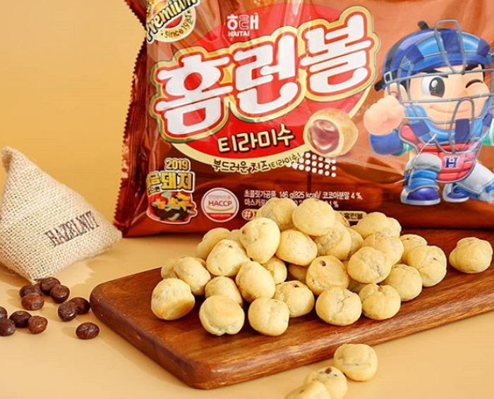 입에서 살살 녹는 달달 크림 꽉 들어찬 신상 ‘티라미수’ 홈런볼