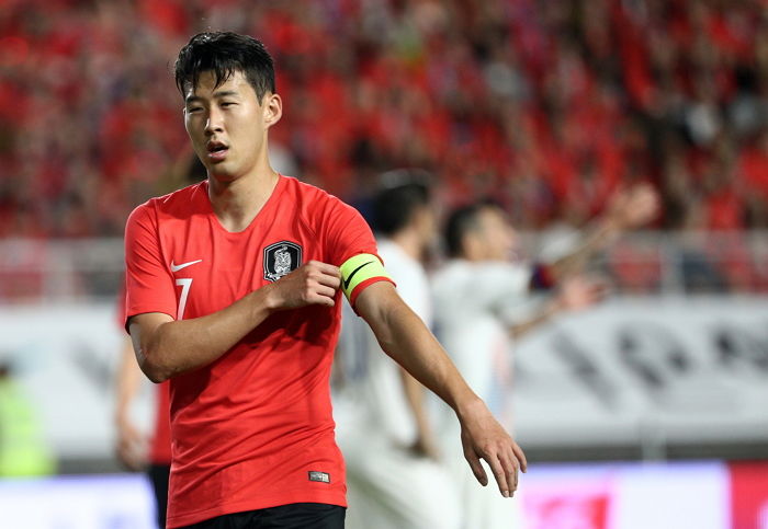 “손흥민, 2019 아시안컵서도 ‘주장 완장’ 차고 우승 도전한다”