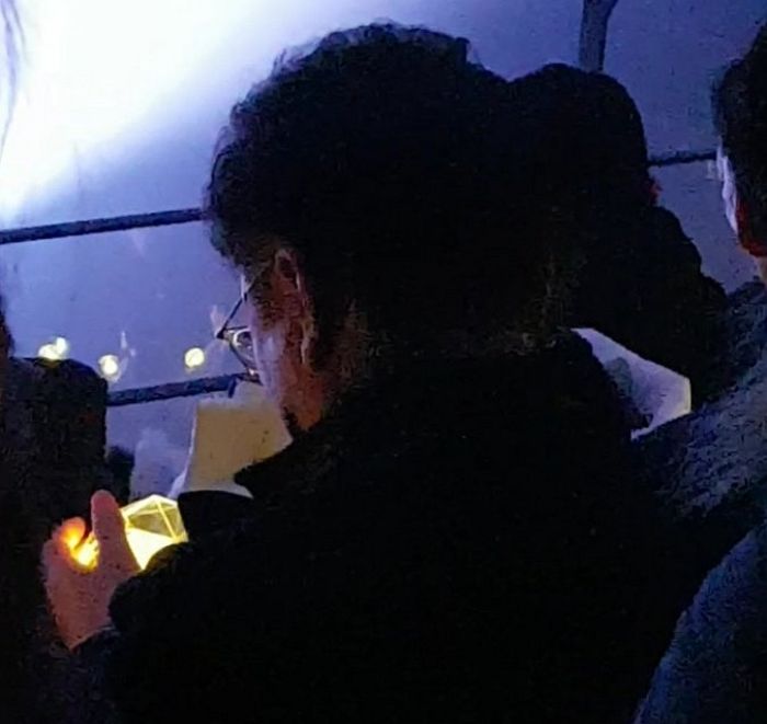 데뷔 19년 만에 처음 생긴 ‘보아봉’ 보고 세상 소중하게 ‘쓰담쓰담’하는 이수만