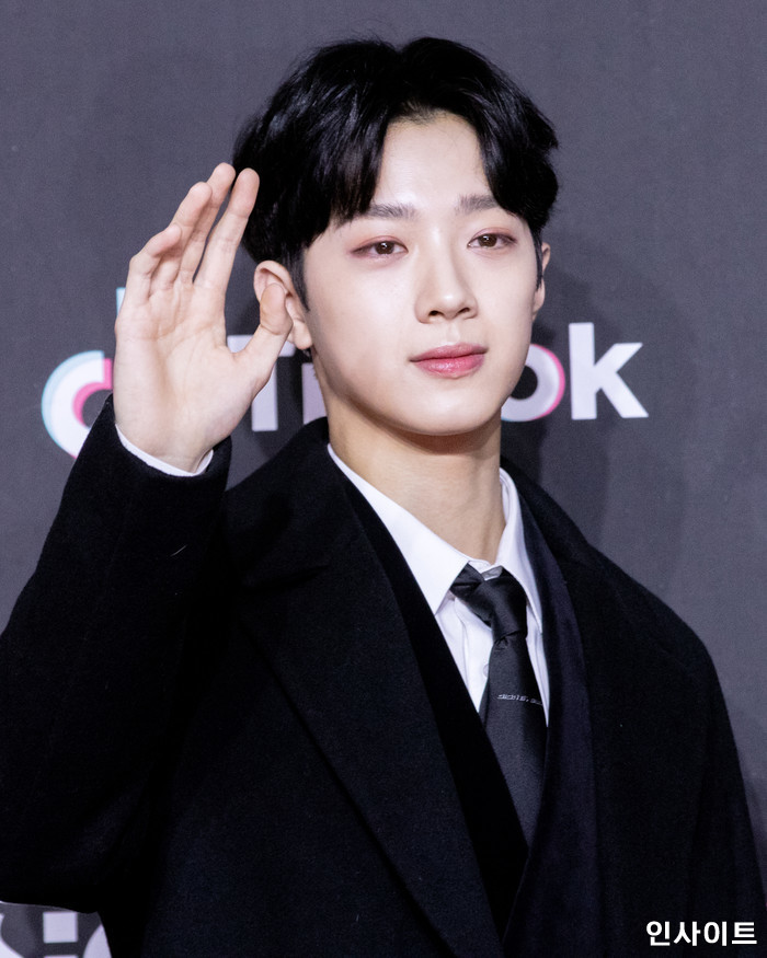 ‘워너원 해체’ 라이관린, 중국서 ‘배우’로 데뷔해 활동한다