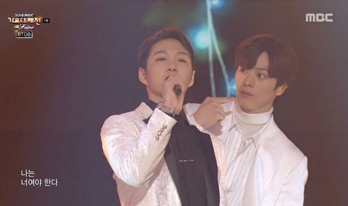 감미롭게 발라드 부르는 창섭이형 뒤에서 ‘비글미’로 시선강탈한 ‘육잘또’ 육성재