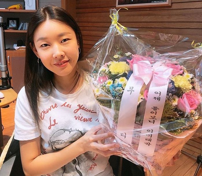 ‘여친’ 한혜진에게 사랑 듬뿍 담긴 꽃바구니 선물한 ‘사랑꾼’ 전현무