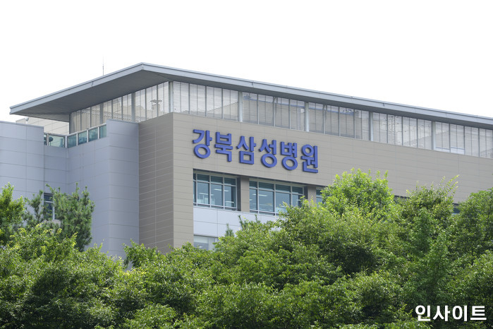 환자 ‘흉기’에 찔려 숨진 의사가 마지막으로 남겼던 ‘환자 걱정글’