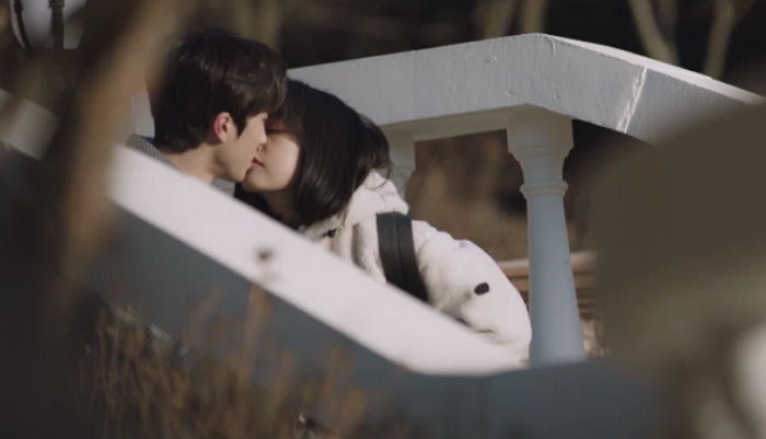 ‘짝사랑’ 중인 예서 상처 주려고 보란 듯이 우주에게 ‘기습뽀뽀’한 혜나