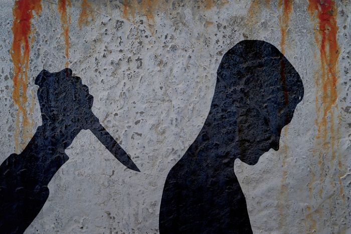 아버지를 죽이고 도망간 30대 남성이 80대 노부부를 또 살해했다