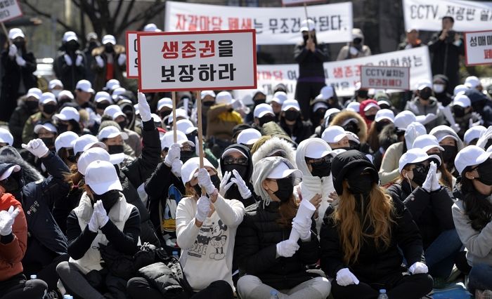 민주당, “성매매 여성 ‘2천만원’ 받고 또 안한다는 확신 없다”고 말한 대구 구의원 징계한다