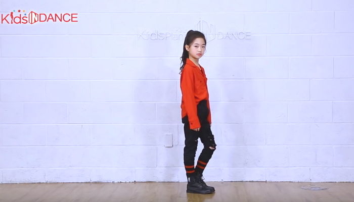 급이 다른 웨이브 뽐내며 ‘엑소-러브샷’ 느낌 있게 소화한 나하은