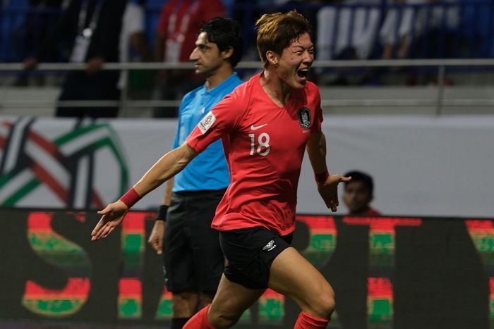 ‘극적 결승골’ 때려넣고도 “전반전 찬스 못 살려 미안하다”는 겸손 甲 황의조