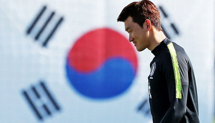 국대 자격 ‘영구 박탈’ 장현수, FC도쿄와 재계약했다