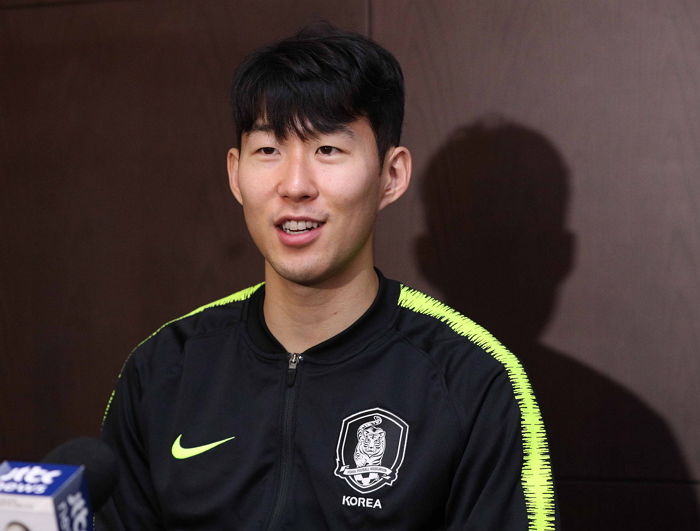 ‘미세먼지’로 쌓인 답답함 한 방에 날려줄 중국전 승리 기원 문구 공개