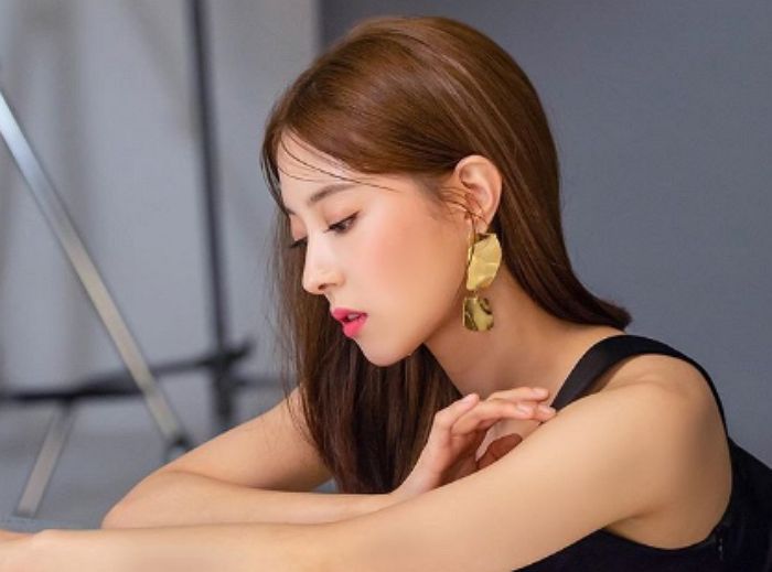 ‘예쁜 외모’ 때문에 납치당할까봐 부모님이 강제로 연예인 시킨 배우