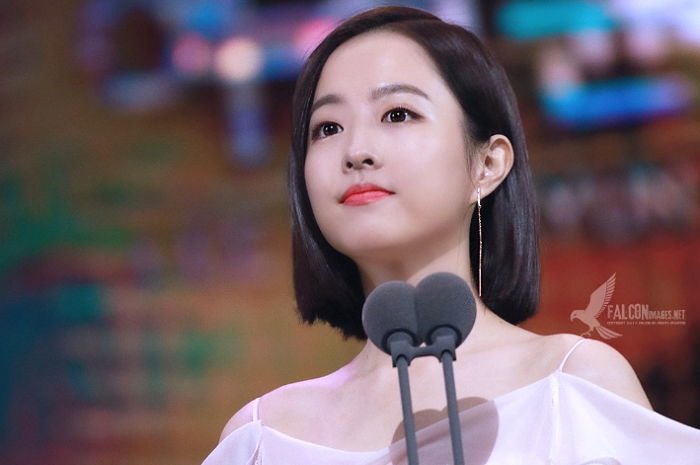 스타일 변신 하나로 ‘초동안’ 미모 만들어주는 헤어 관리법 6