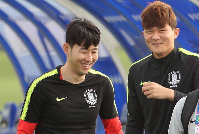 손흥민 사진에 “돌아와줘” 댓글 달며 빨리 복귀해달라고 울부짖는 토트넘 팬들