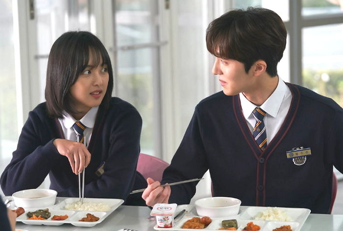 구치소에 갇혀서도 ‘죽은 혜나’ 생각하는 ‘SKY캐슬’ 우주 뇌구조