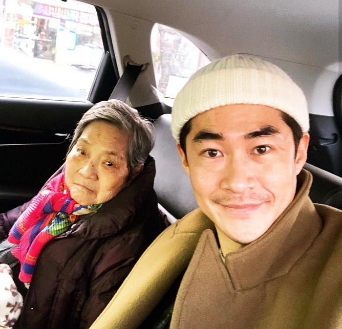 어릴 적 친손자처럼 돌봐준 ‘하숙집 할머니’ 모시고 부산 여행 간 배정남