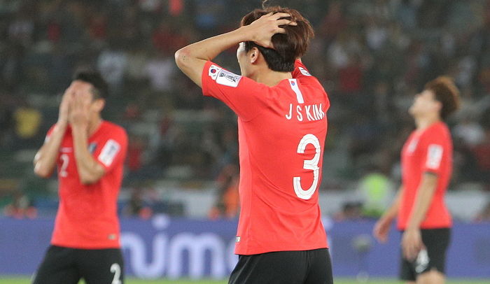 ‘8강 탈락’ 벤투 감독 “경기력 아쉽지만 플레이 스타일 바꾸지 않겠다”