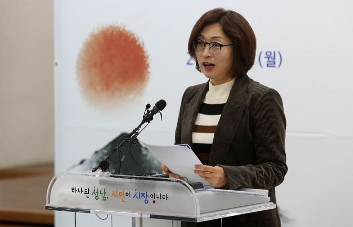 “만 19세 성남 주민, 도서관에서 책 6권 이상 빌리면 돈 준다”