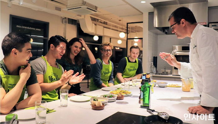 샘표, 뉴욕 패션위크서 선착순 100명에게 ‘연두’로 만든 채식 요리 제공