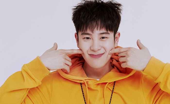 ‘신서유기’로 빵 뜨고 의류 광고 모델까지 접수한 피오