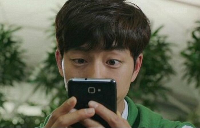 “썸녀의 카톡 프사를 ‘캡처’했는데 이게 소름 끼치는 행동인가요?”