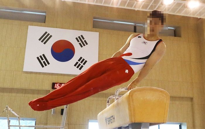 선수촌에서 여친과 몰래 하룻밤 보냈다가 ‘국가대표’ 퇴출 당한 체조선수