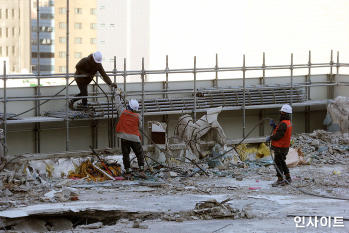 일용직으로 가족 부양하던 아빠가 ‘40억’짜리 로또 1등 당첨되고 올린 고민글