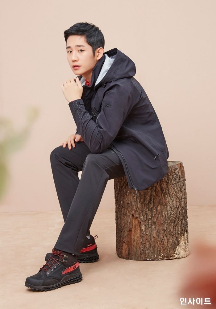 “정해인·수지 등산화 알뜰 쇼핑 찬스” K2, ‘얼리버드 프로모션’...신상 등산화 20%↓