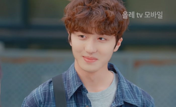 차기작 웹드서 돌직구 고백 날리는 ‘심쿵’ 연하남으로 돌아온 찬희