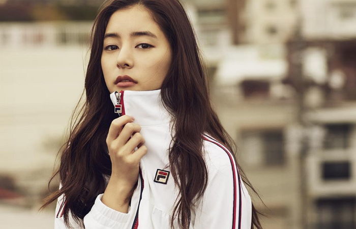 완벽한 몸매와 끝판왕 인형 미모로 일본에서 핫한 휠라 모델 비주얼