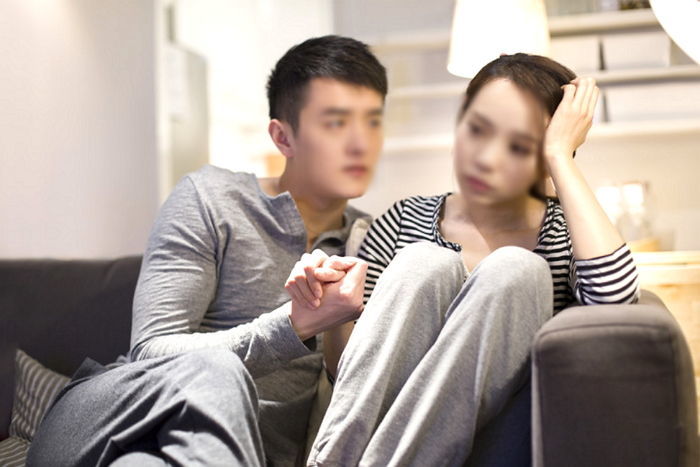 내 앞에서 내 애인 음식 먹여주는 ‘남친 여사친’