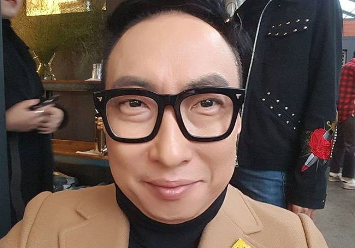 “짠돌이에 옷 한 벌 안 사주지만”···박명수 선행 소식에 감동한 아내 한수민이 남긴 글