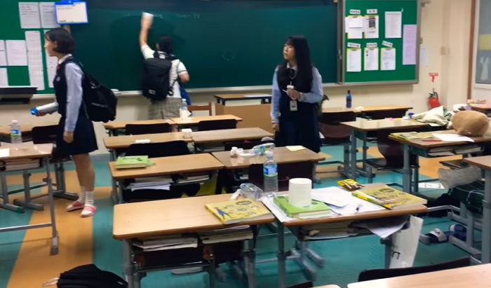 고딩 시절 야자시간에 누구나 한 번씩은 꼭 해봤던 기억에 남는 딴짓 5