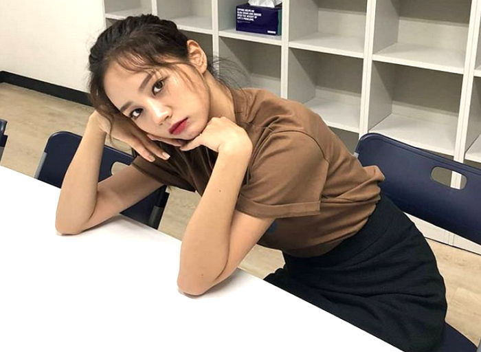 류준열과 연애하면서 점점 ‘비주얼 리즈’ 찍고 있는 혜리 일상 사진