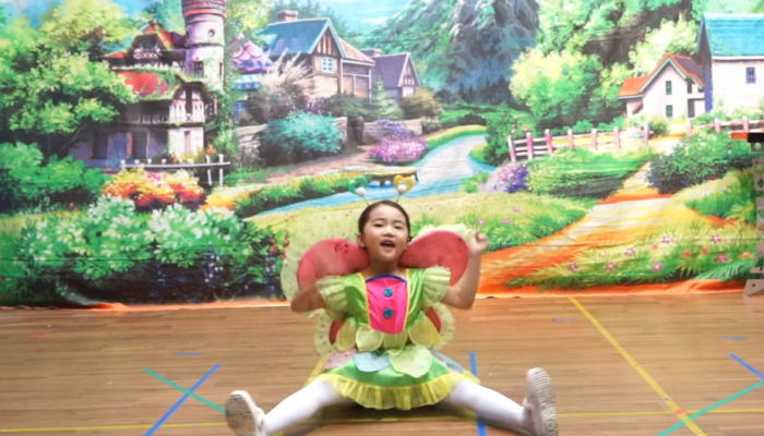 3년 전 팔랑거리는 나비 옷 입고 ‘유치원 재롱 잔치’ 하는 ‘세젤귀’ 오아린