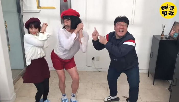 눈 앞에서 ‘여자에서 남자’로 변하는 ‘몰카’ 시전해 시민들 깜놀하게 한 유튜버