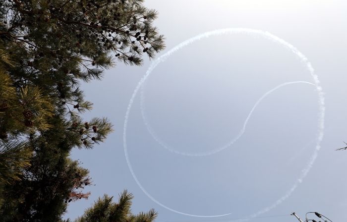 서울 하늘에 태극문양 수놓은 대한민국 공군 전투기 조종사들