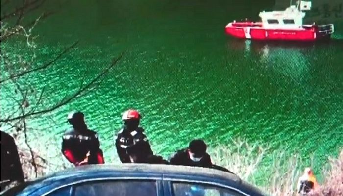 죽은 반려견 묻어주러 집 나선 50대 여성이 숨진 채 발견됐다